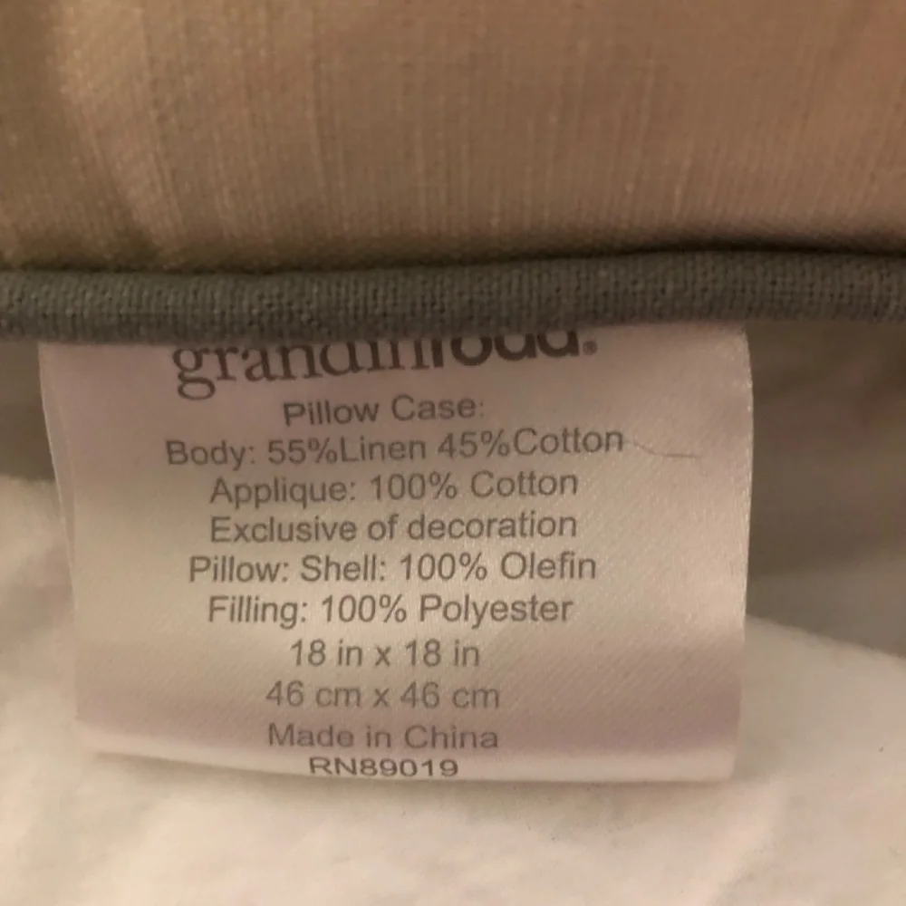 Grandin Road gingham bunny pillow with bow and pompon tail zip close Easter - Picture 5 of 7